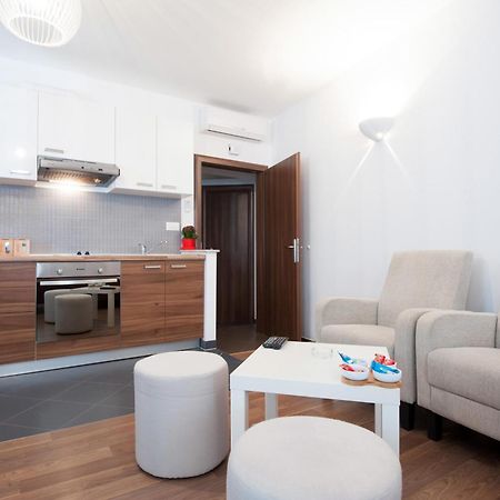 Rooms & Apartments 72 Задар Номер фото