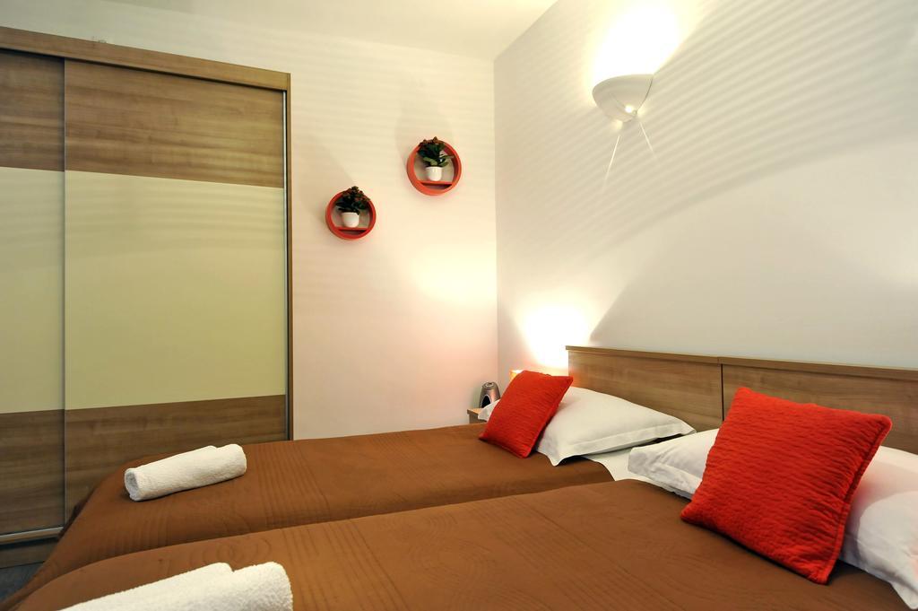 Rooms & Apartments 72 Задар Экстерьер фото